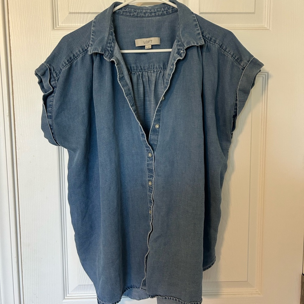 LOFT Women's Blue Button Down Shirt